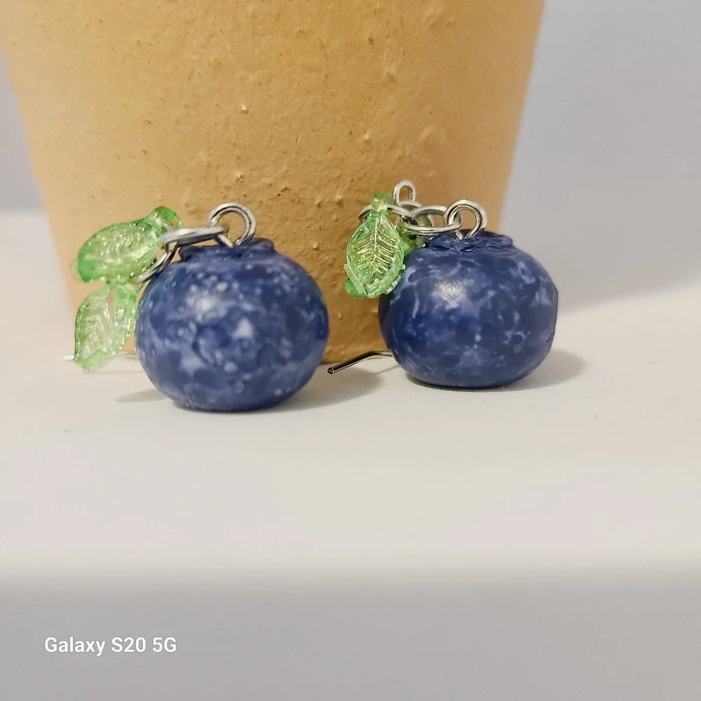 Handmade Blueberry and‎ Green Leaves Dangle Drop Earrings NEW Women's 1.5 inches